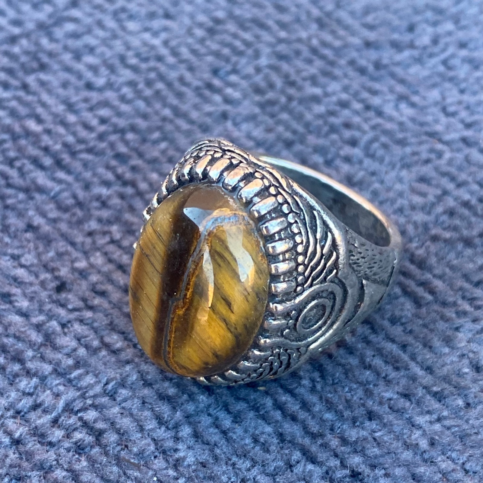 RARE ANCIENT BRONZE ROMAN INTAGLIO ANTIQUE LEGIONARY RING ARTIFACT KING ENGRAVED