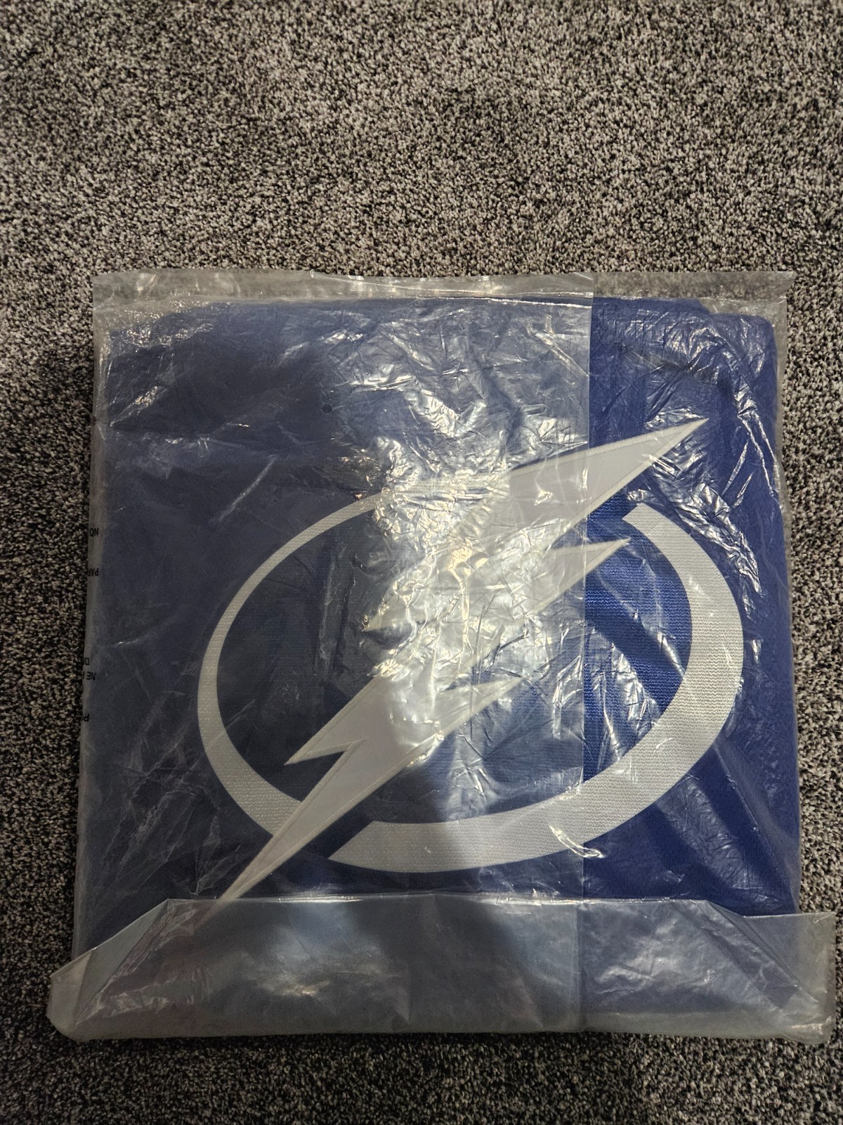 Victor Hedman #77 Lightning Men's Blue Replica Hockey Jersey LARGE