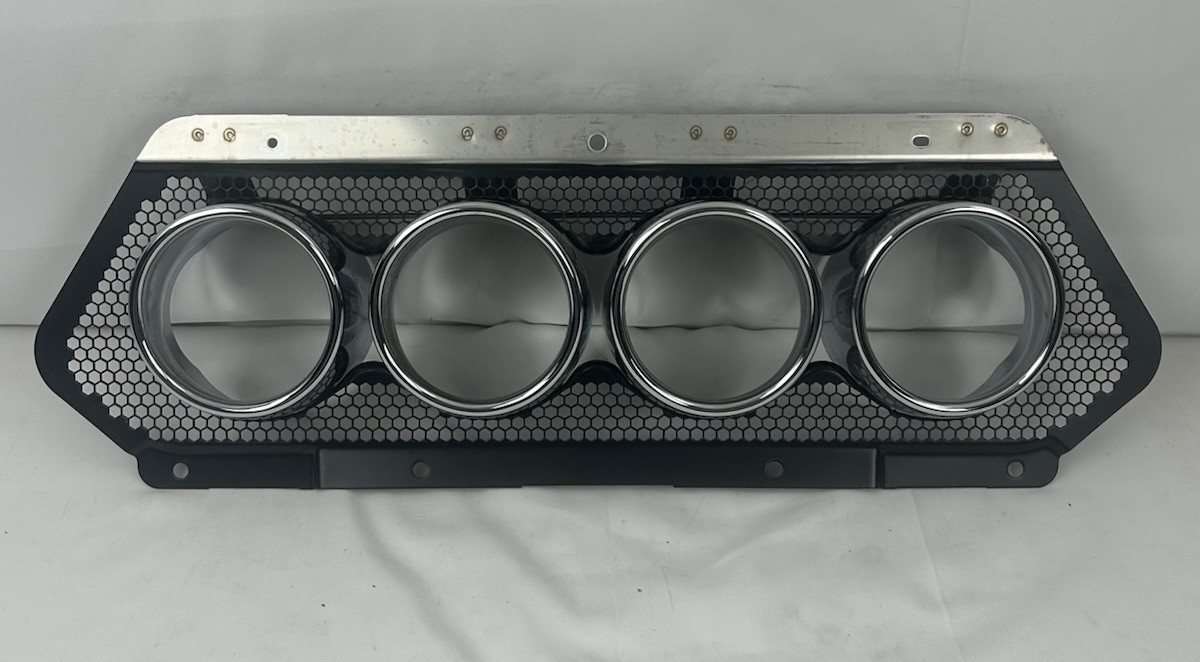 2023-2026 Chevrolet Corvette ZO6 Bright Chrome Exhaust Tip Panel OEM GM