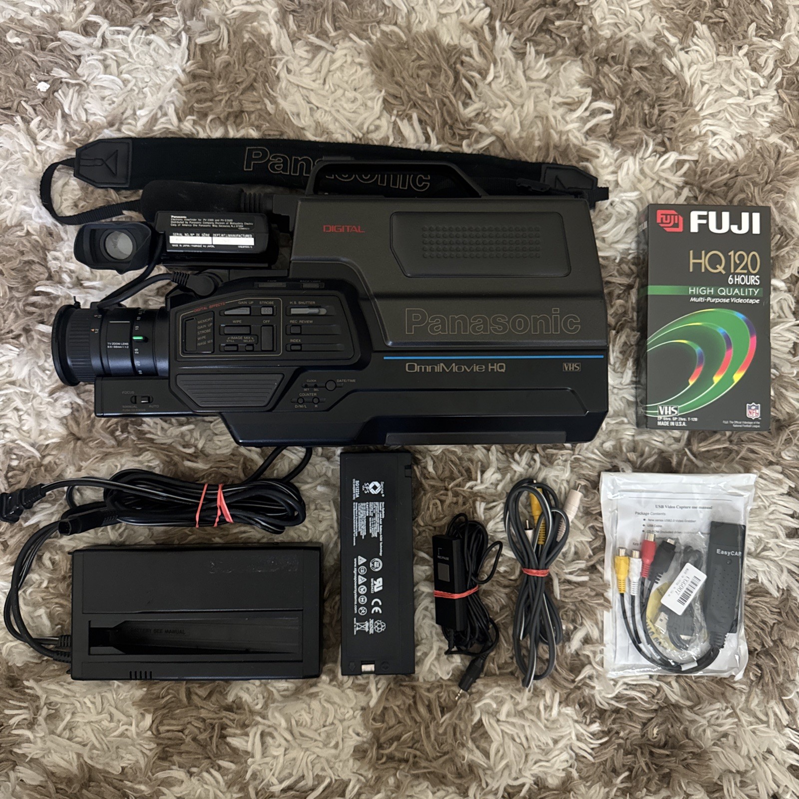 VTG Panasonic PV-330D OmniMovie VHS Camcorder Kit - Prosumer Features - Tested