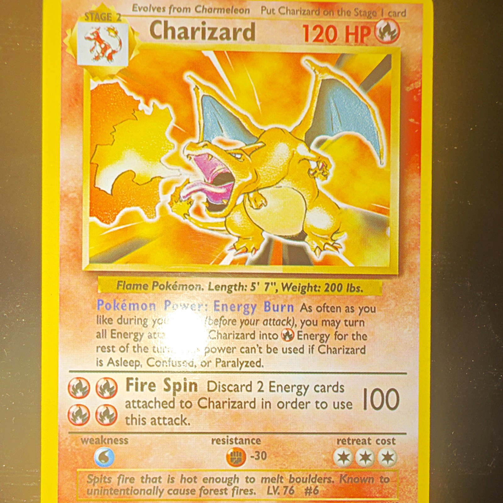 Charizard 4/102 Base Set 120HP Charizard 4/102 Base Set 120HP