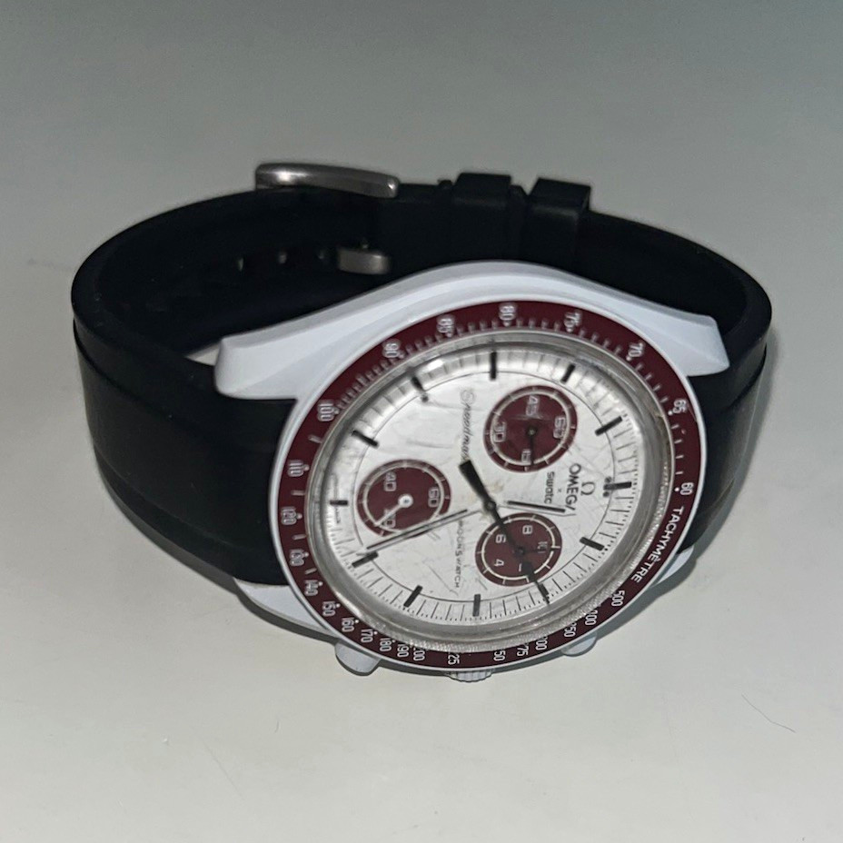 OMEGA x Swatch MoonSwatch Quartz Chronograph 42mm Bioceramic Red/White