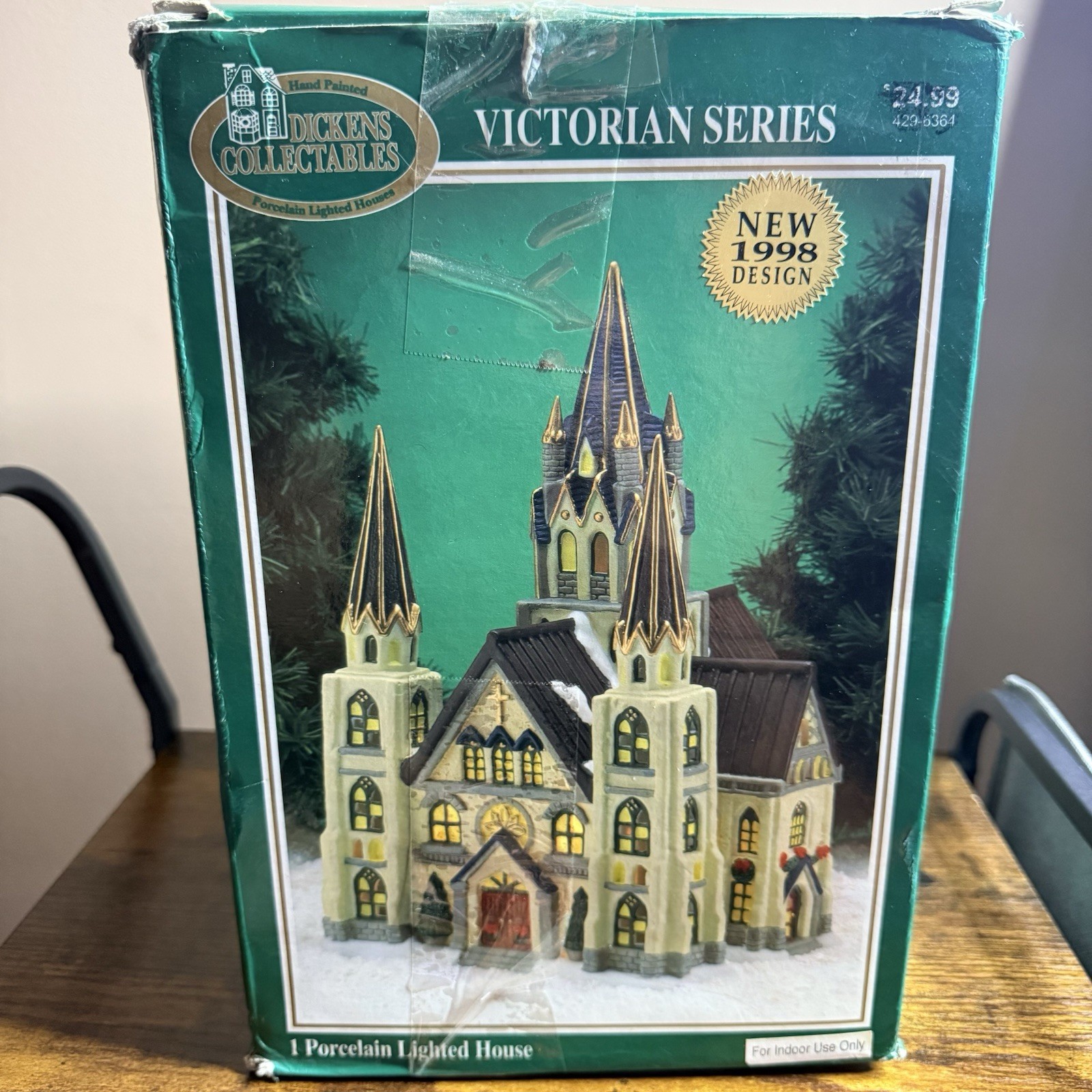 Dickens Collectables Victorian Series Church 1998 Design Porcelain Lighted House Dickens Collectables Victorian Series Church 1998 Design Porcelain Lighted House