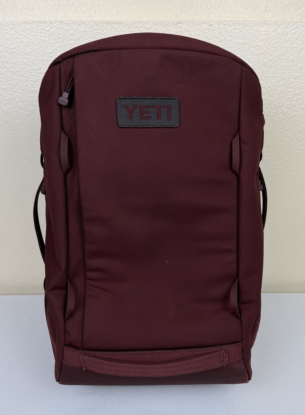 Yeti Crossroads 35L Carry On Travel Commuting Backpack Wild Vine Red READ