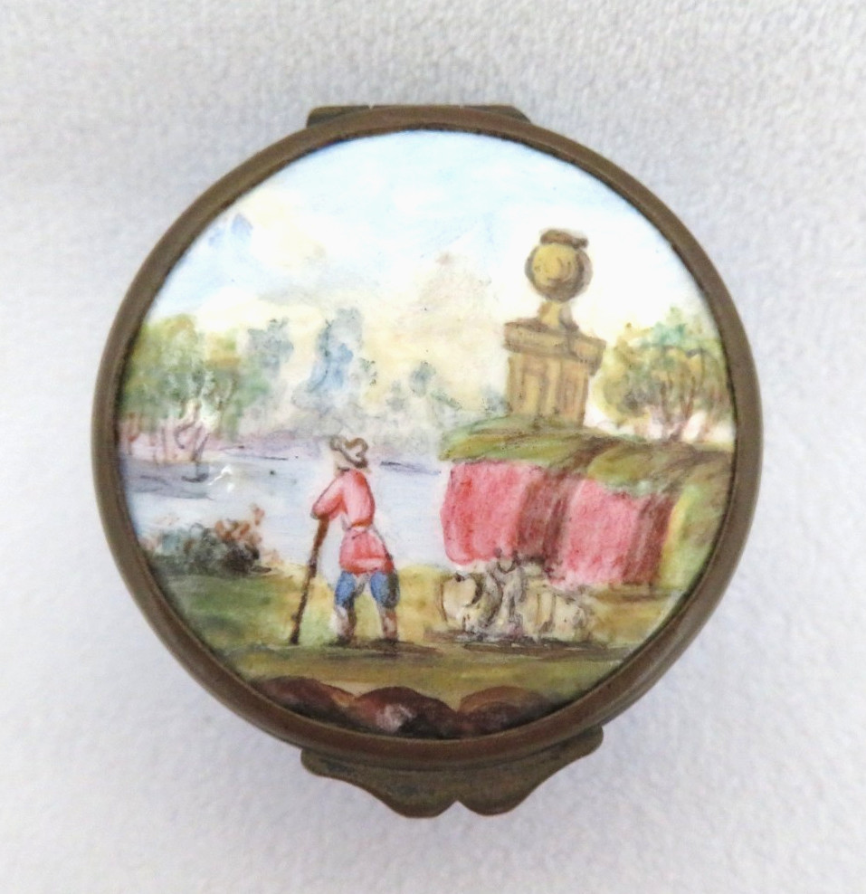 Antique Georgian Battersea Bilston England Enamel Patch Snuff Box  XLNT
