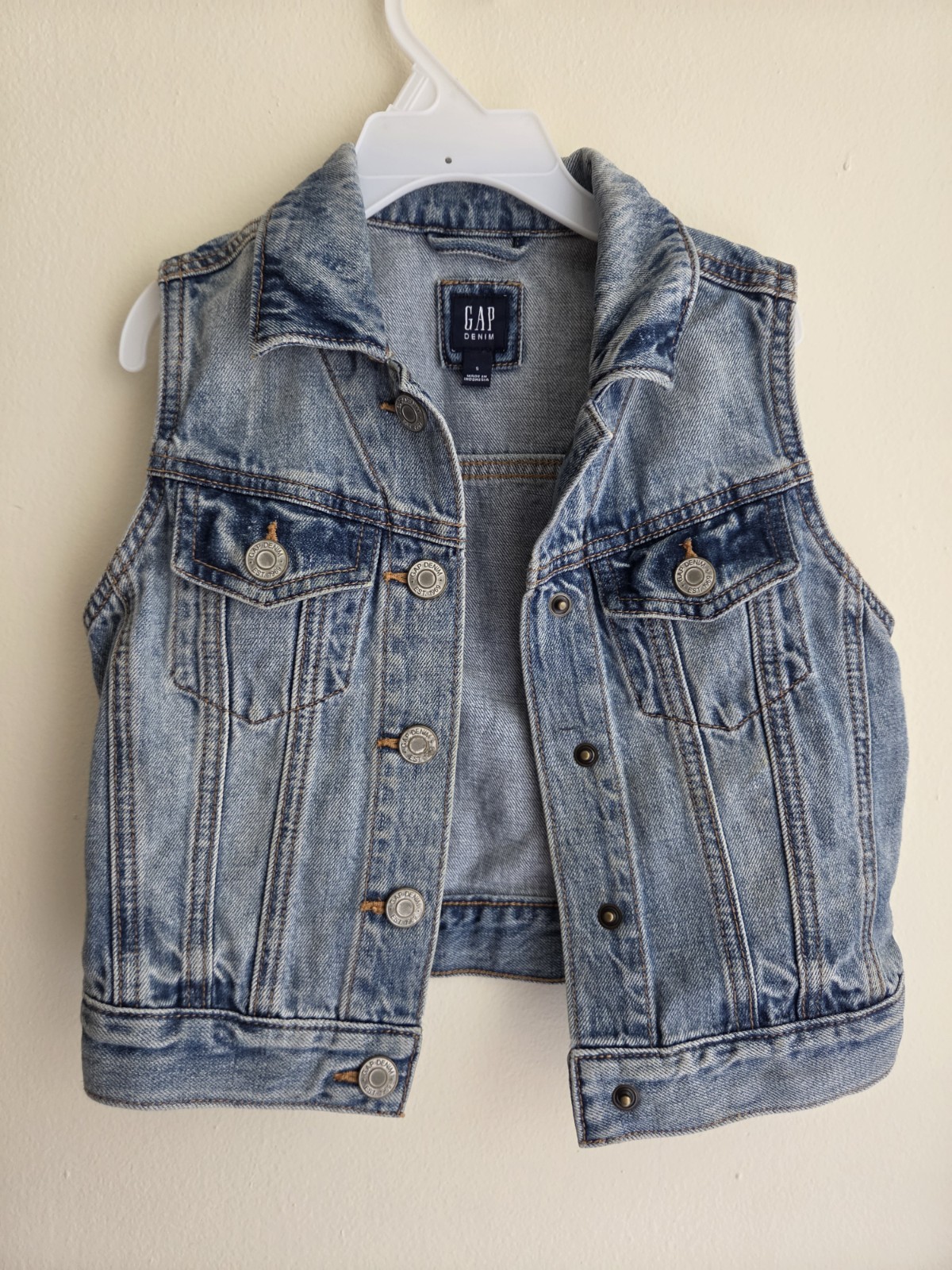 Gap Girls Denim Button Up Jacket Sleeveless Collar Neck Size S Blue