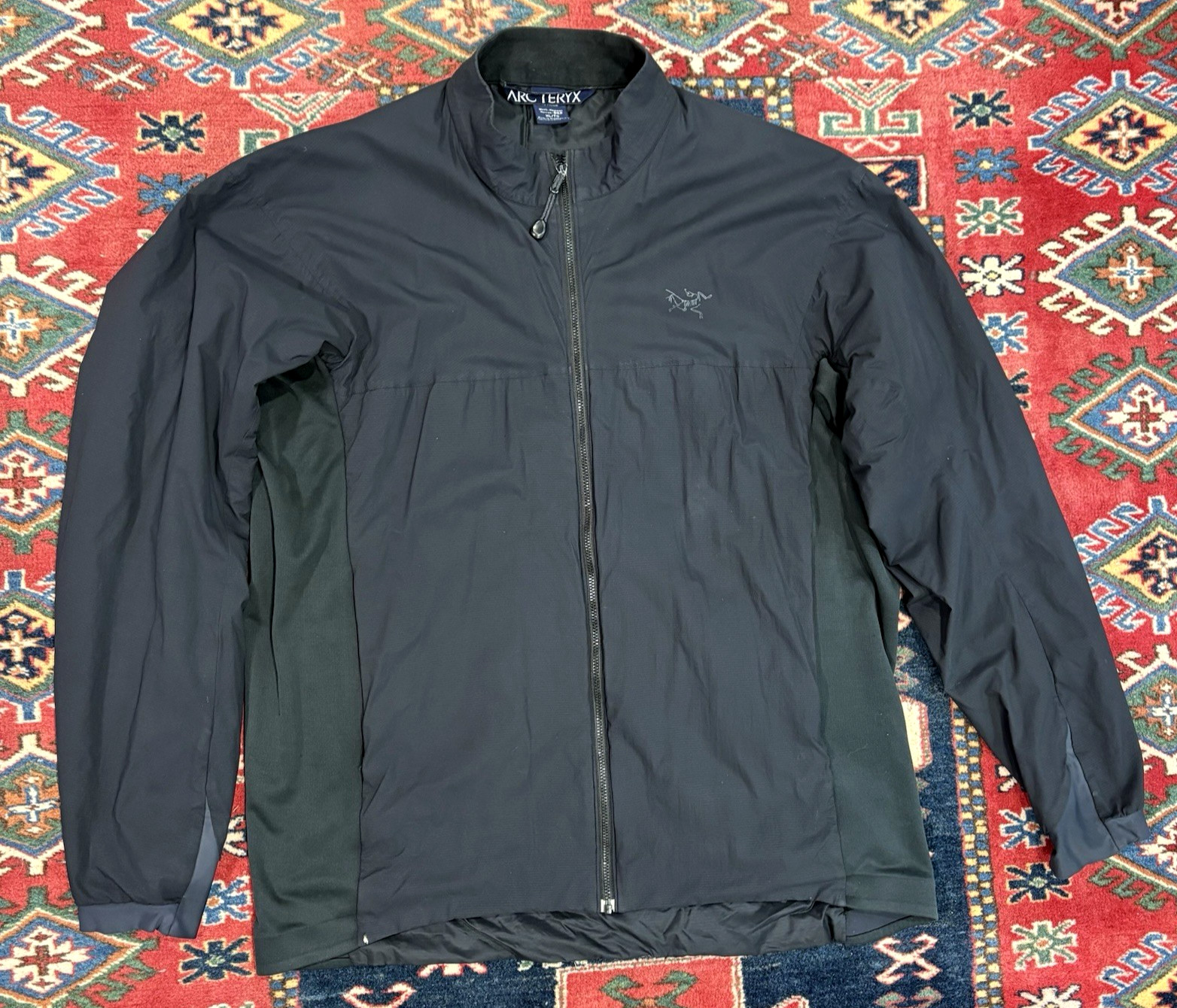 ARC’TERYX LEAF Atom LT Jacket mens sz XL 1st Gen black mid layer tactical 10589 ARC’TERYX LEAF Atom LT Jacket mens sz XL 1st Gen black mid layer tactical 10589