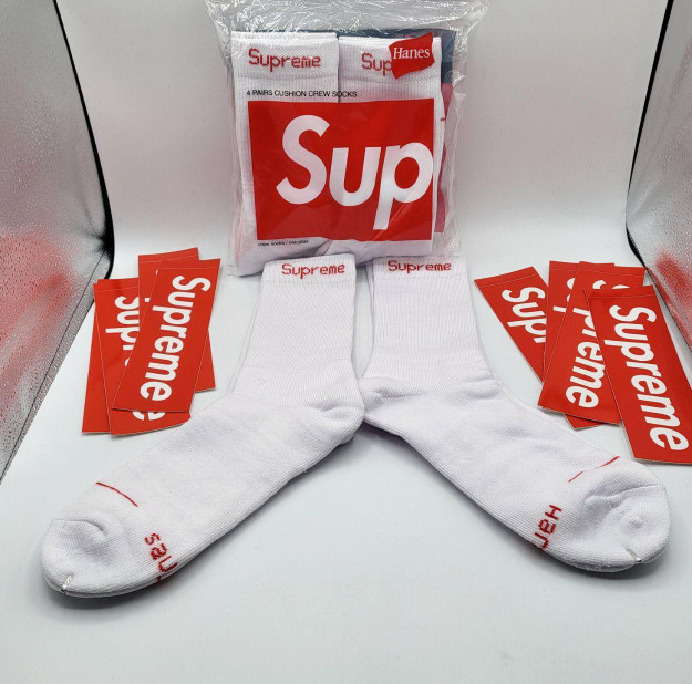 2026 NWT Supreme X Hanes Crew Socks - White, 4 Pack, Size 6-12, For Sales