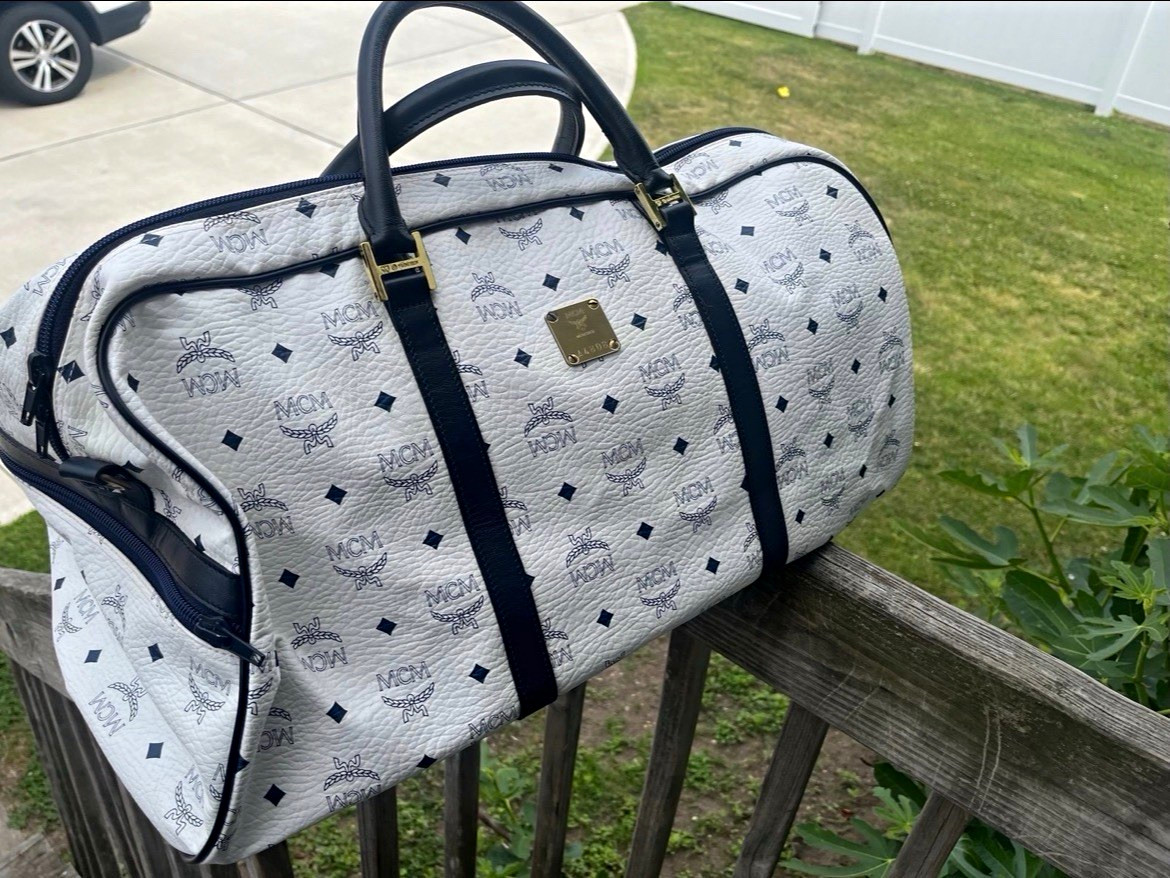 MCM Logo Duffle Bag White/Navy Zip Closure Carry-On