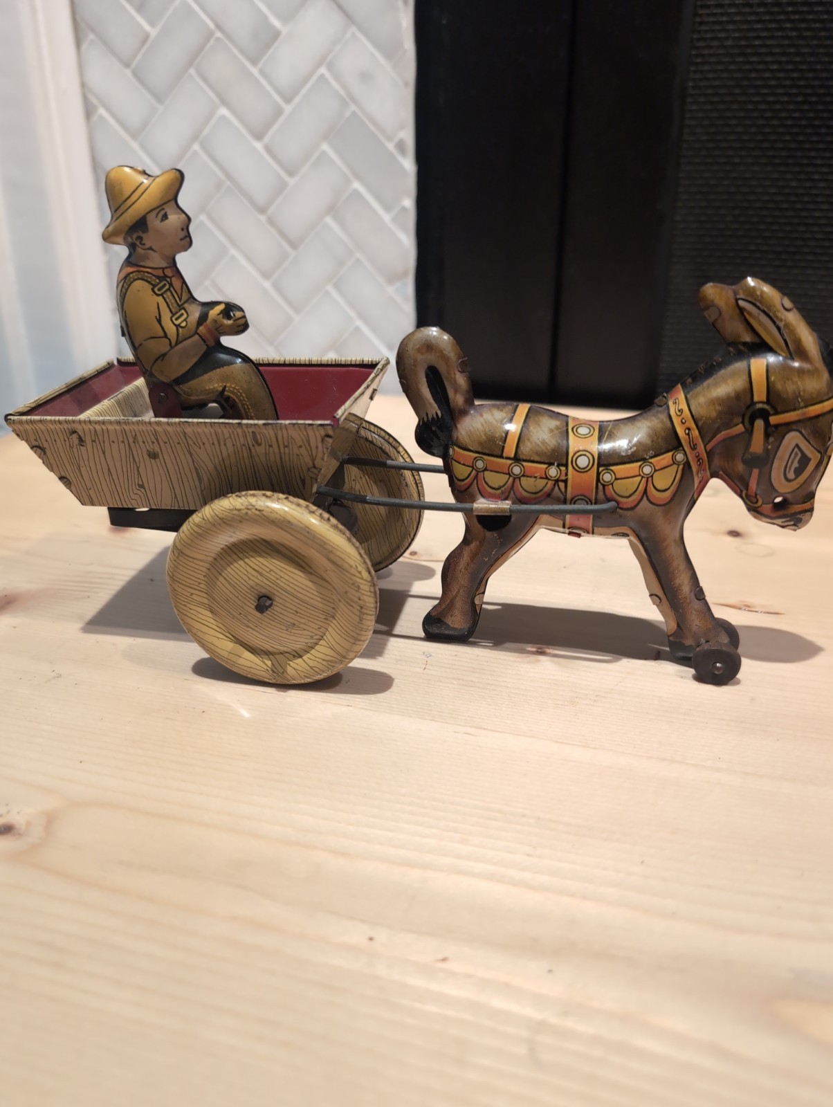 Antique Marx Wind-up Tin Litho Mule And Wagon Toy