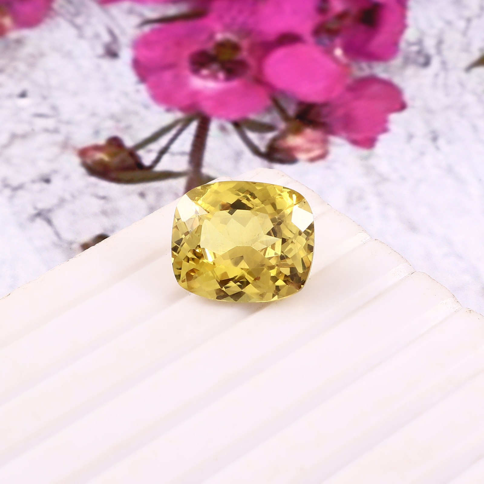 AAA 12x10 mm Natural Ceylon Yellow Sapphire Cushion Loose Gemstone Cut 7.00 Ct