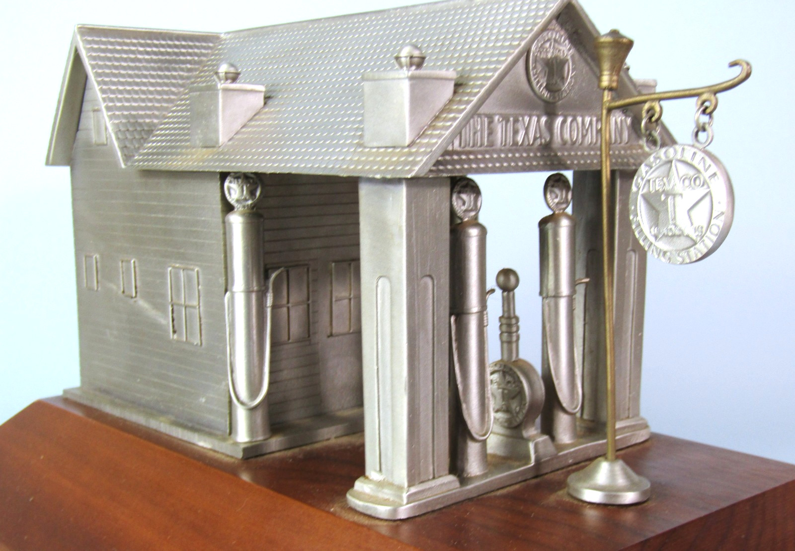 TEXACO 1920's Era Gas Station Pewter Replica on Wood Base Vintage Dealer Award