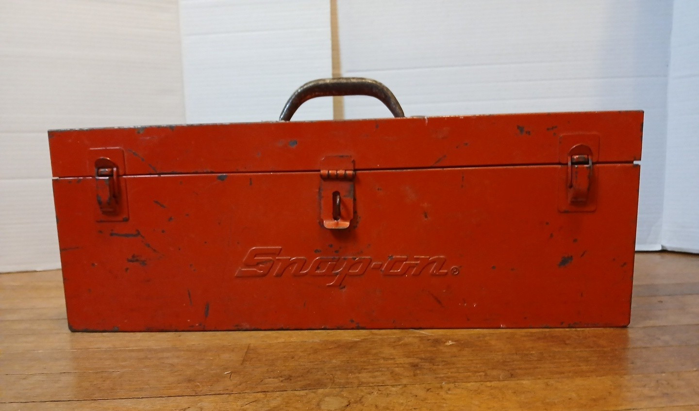 VTG Snap On Tools KRA-24A Hand Tool Box Made In USA With Tray  Heavy Wear