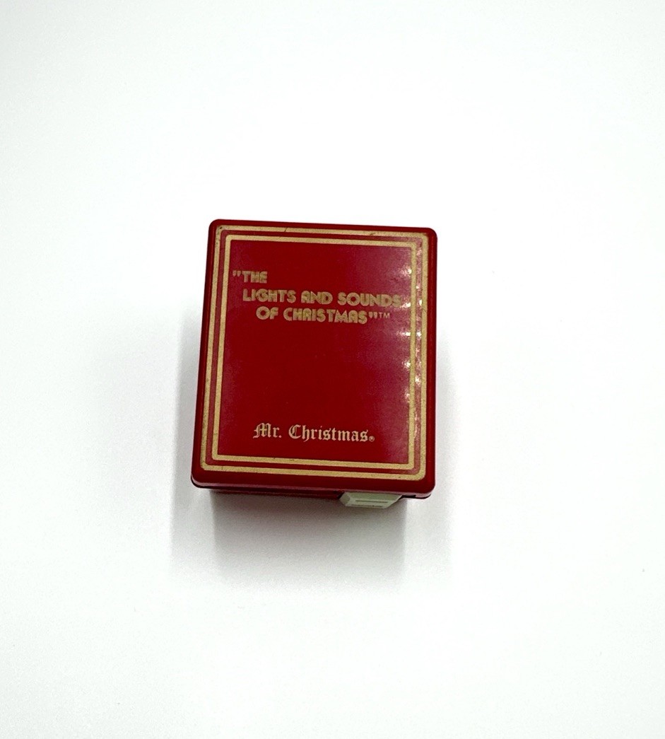 Vtg 1982 Mr Christmas “THE LIGHTS AND SOUNDS OF CHRISTMAS” Music Box Model