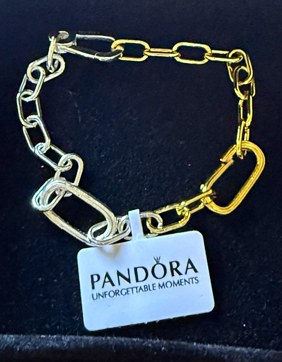 PANDORA Unforgettable Moments Multi-Tone Silver/Gold Chain Charm Bracelet w/Box PANDORA Unforgettable Moments Multi-Tone Silver/Gold Chain Charm Bracelet w/Box