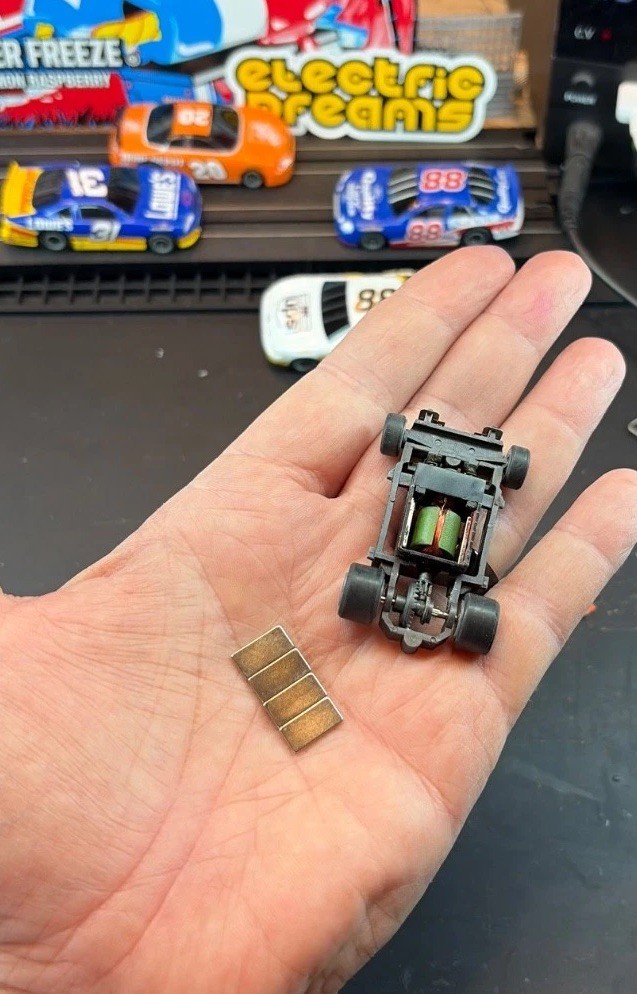 (WATCH ⚠️) NEW- Qty (10) Life like T Chassis Psycho Motor mags Modify 5 Cars (WATCH ⚠️) NEW- Qty (10) Life like T Chassis Psycho Motor mags Modify 5 Cars