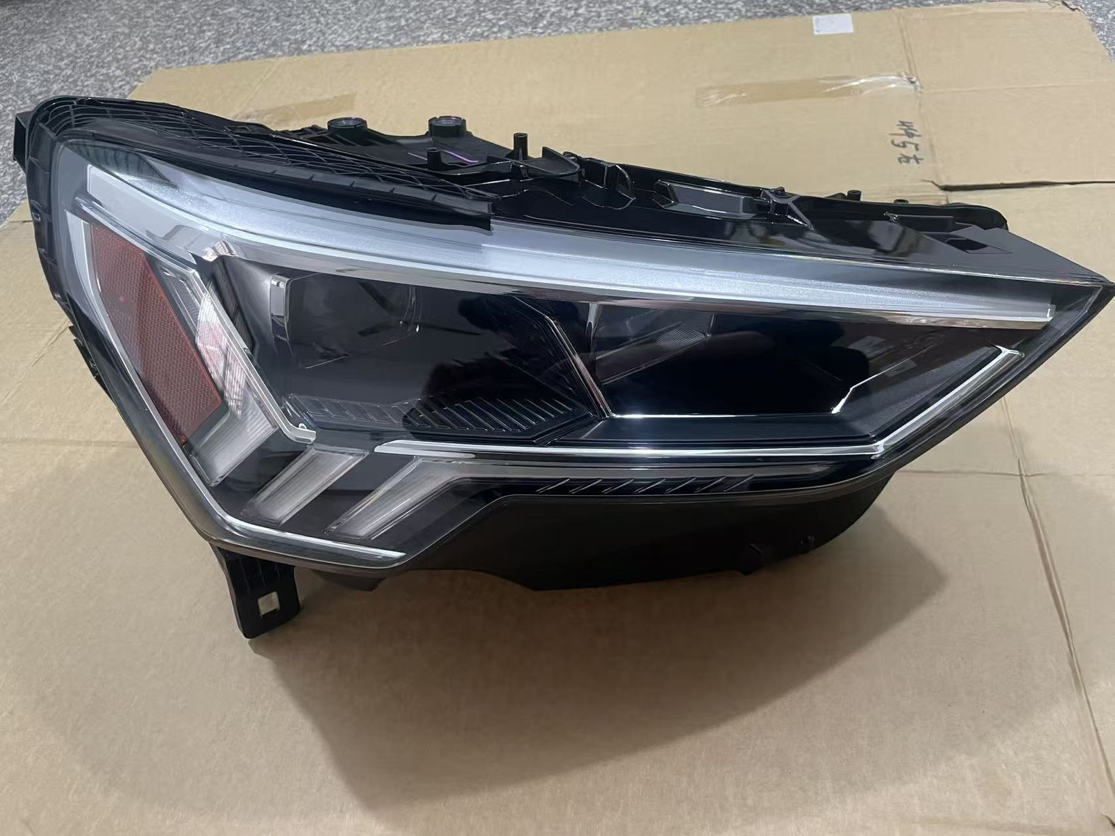 2019-2025 Q3 headlight assembly For Audi front right LED headlamp 83A941774B USA