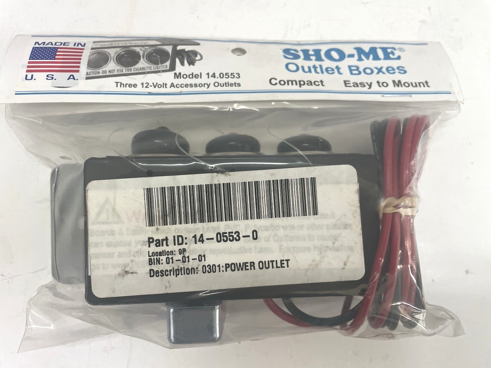 SHO-ME THREE 12V ACCESSORY OUTLETS  14.0553 New Sealed