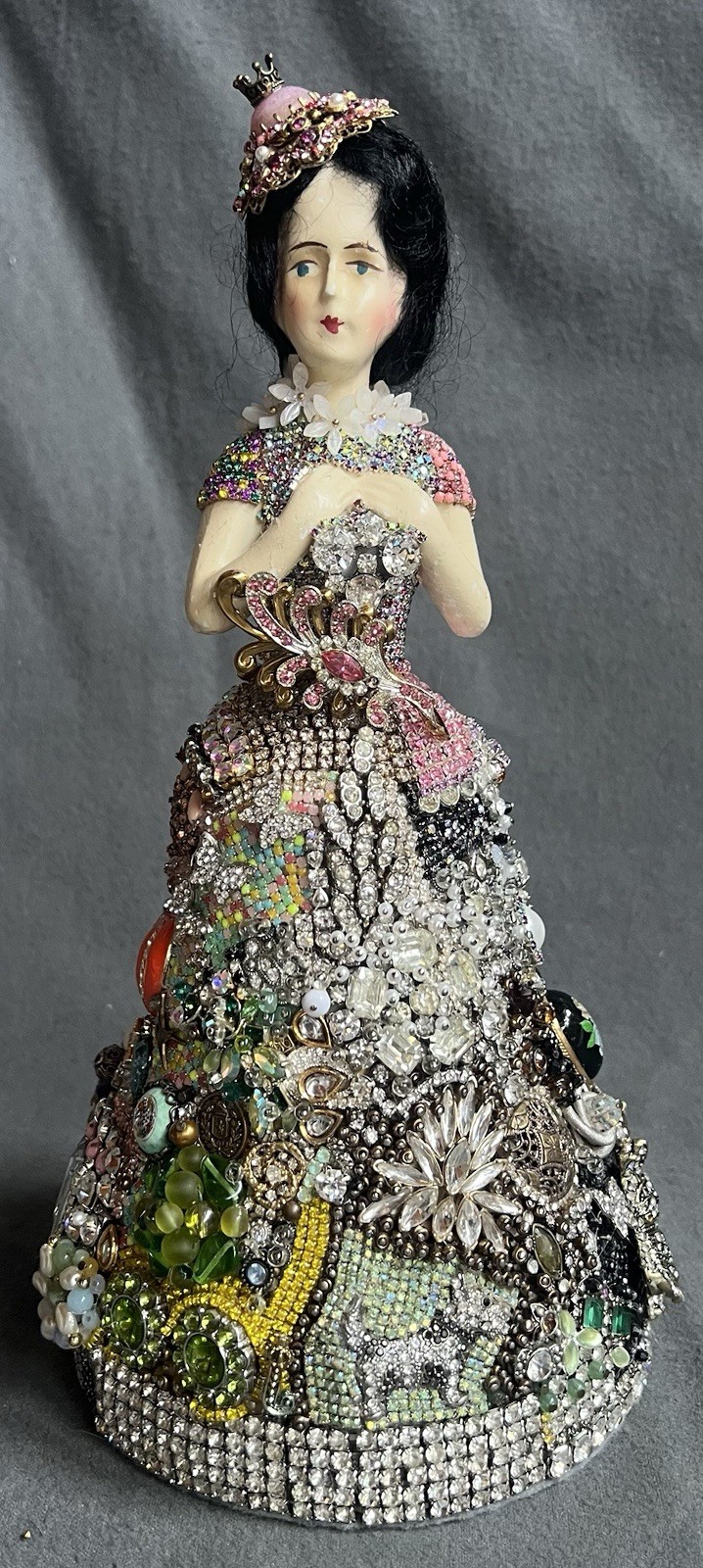 #333 ASSEMBLAGE ART Antique Chalkware Half Doll Cluster of Jewelry & Beads Skirt