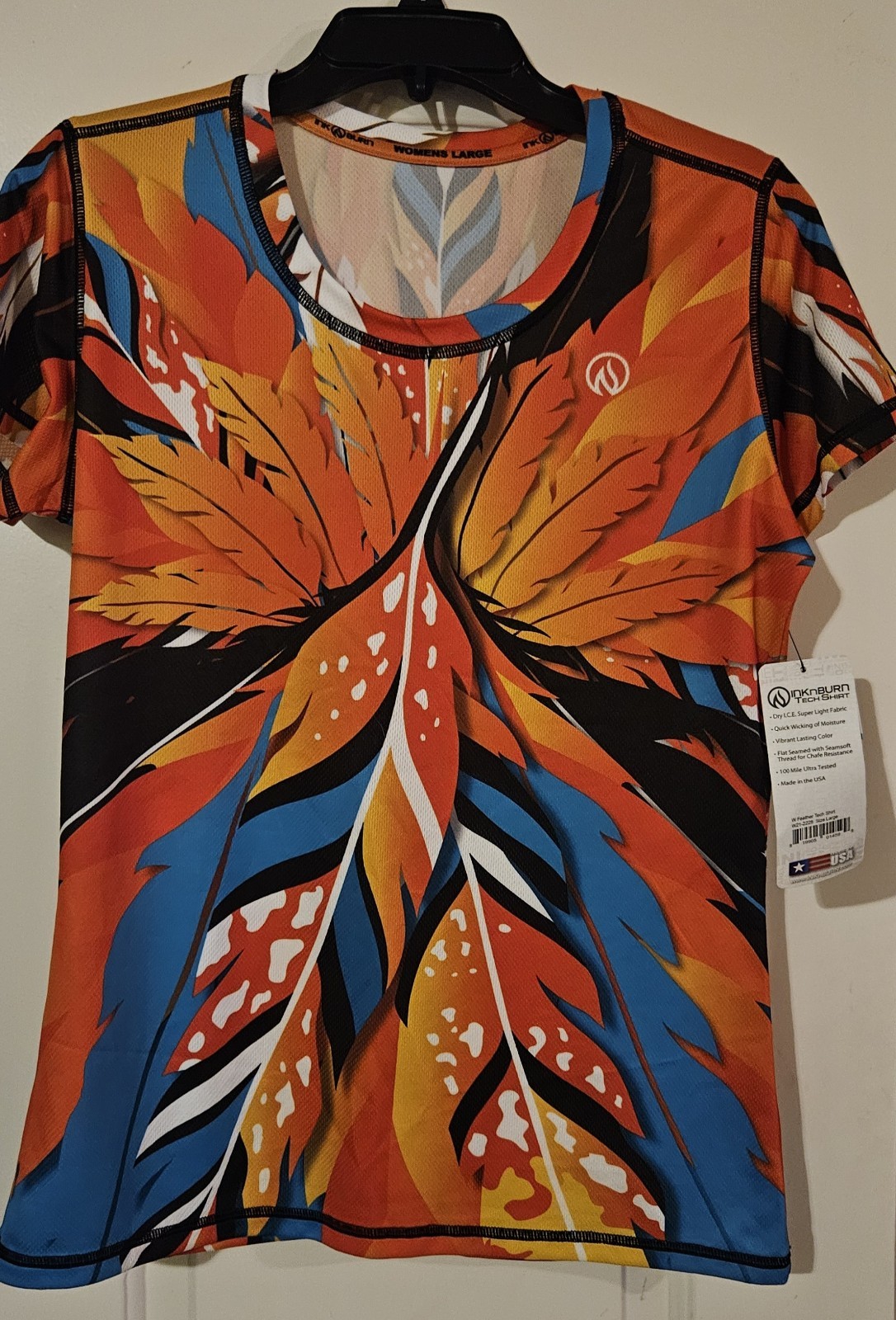 InkNBurn Women\'s Tech Size Medium Feather Nwt InkNBurn Women\'s Tech Size Medium Feather Nwt