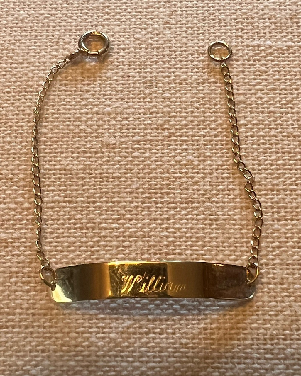 Vintage Simmons 14k Gold Infant Baby ID Bracelet Monogrammed “William” 3 3/4” Vintage Simmons 14k Gold Infant Baby ID Bracelet Monogrammed “William” 3 3/4”