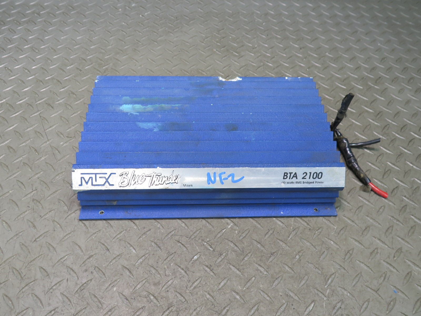 MTX BLUE THUNDER BTA 2100 2-CHANNEL 300WATT AUDIO AMPLIFIER AMP