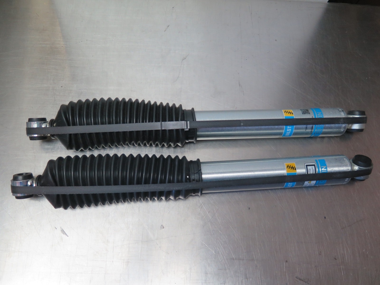 Bilstein F4BE5F355T0 Superlift Steering Stabilizers Shocks Pair (9-C1) Bilstein F4BE5F355T0 Superlift Steering Stabilizers Shocks Pair (9-C1)