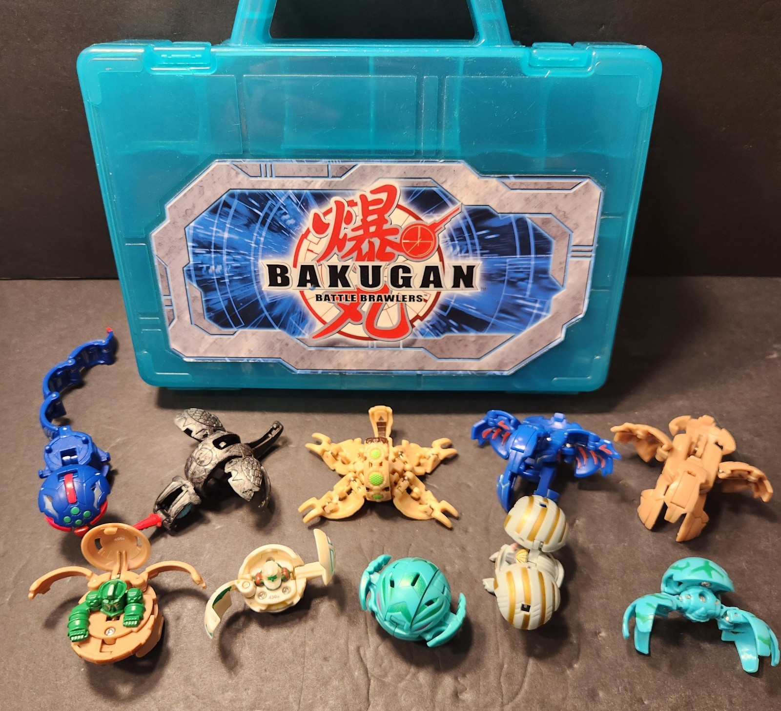 Bakugan Battle Brawlers 10 Figure Lot Blue Case Dragonoid Skyress Gorem 2008-10 Bakugan Battle Brawlers 10 Figure Lot Blue Case Dragonoid Skyress Gorem 2008-10