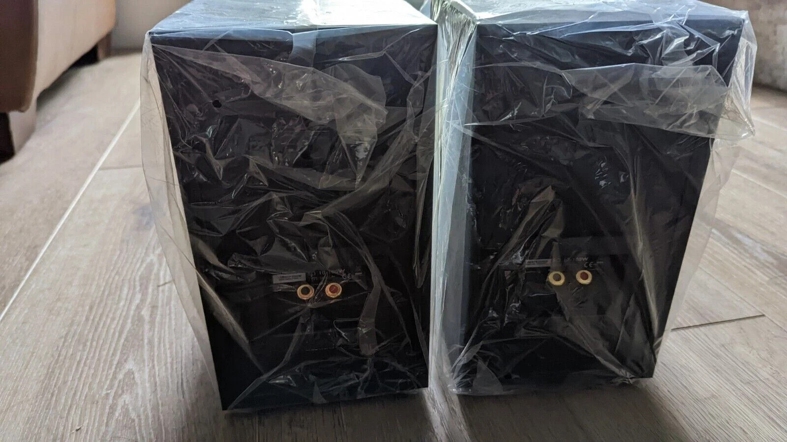 KEF C Series C1 Speakers (Set of 2) KEF C Series C1 Speakers (Set of 2)