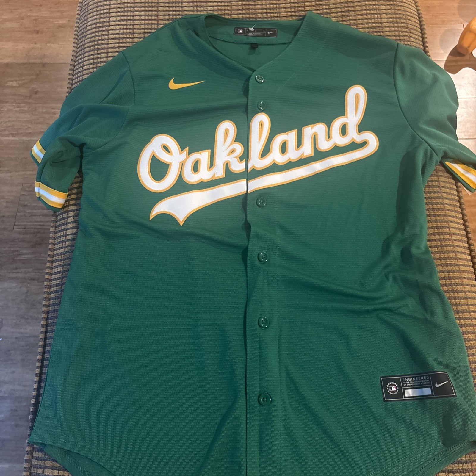 Nike Oakland A\'s Alternate Green Jersey Size LG