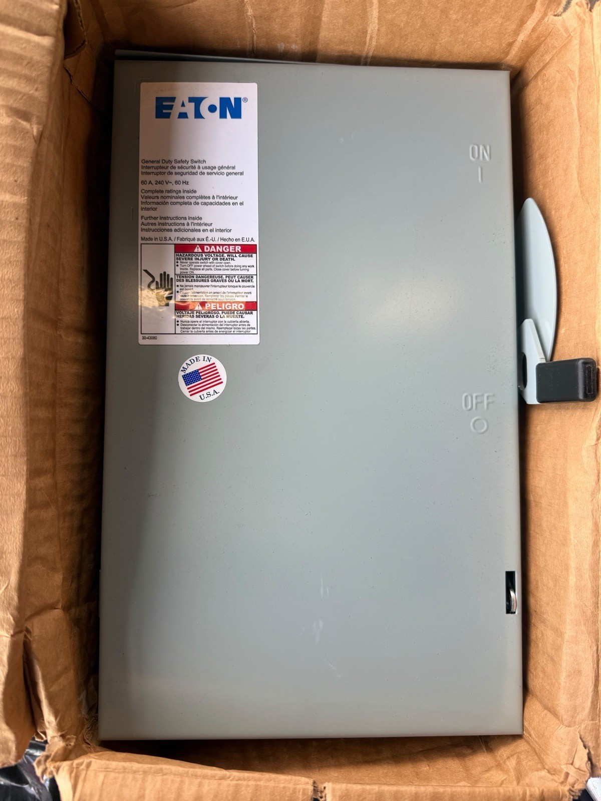 Eaton DG223URB 100A 240V 2 Pole Non-Fusible Disconnect Switch New