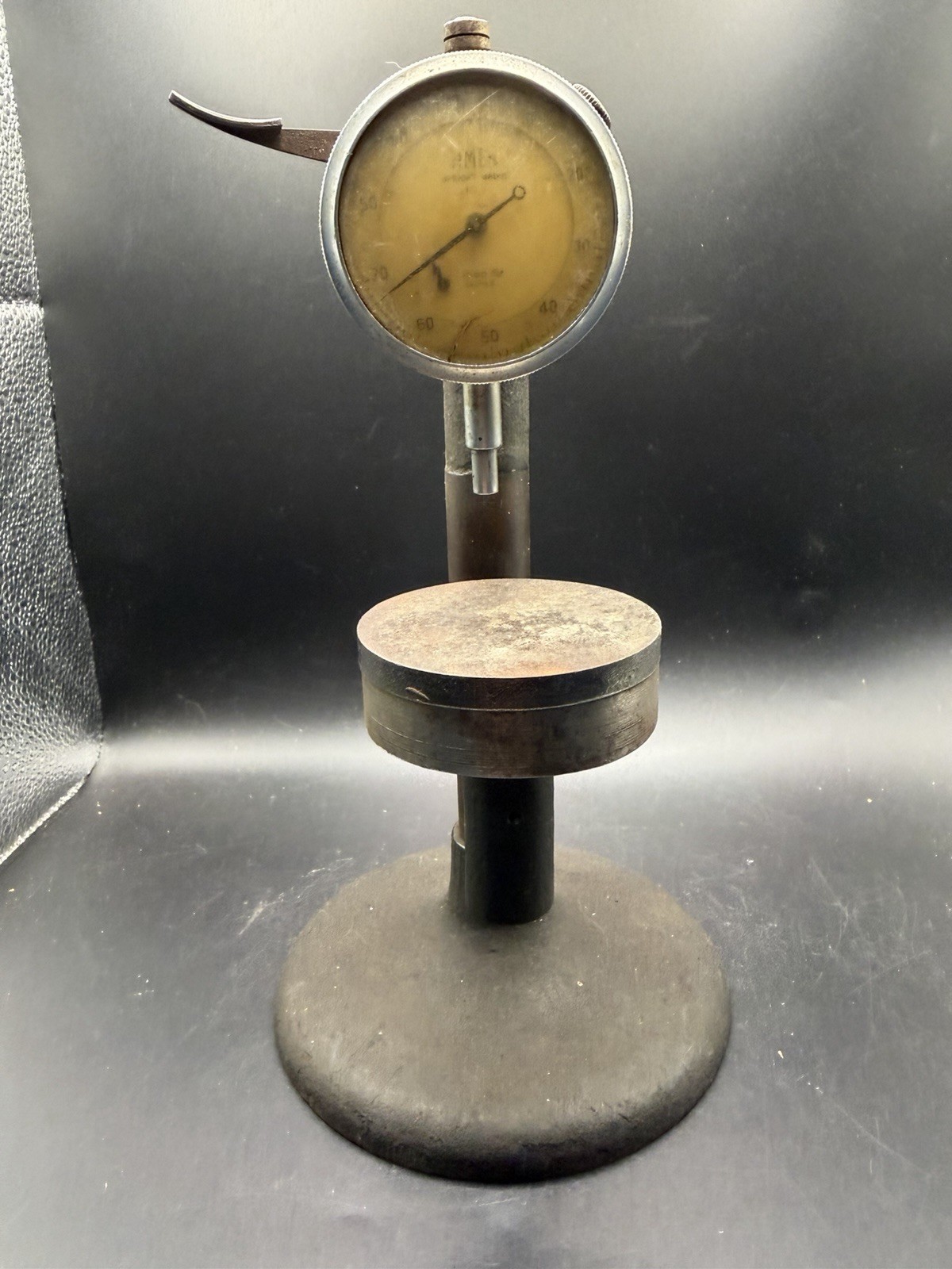 Vintage Antique B.C. Ames No. 1 Upright Gauge Dial Indicator Bench Stand 10