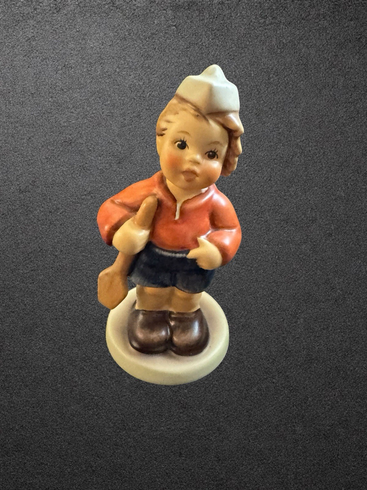 Goebel M.I. Hummel First Mate Figurine 2002/2003 Club Germany Sailor