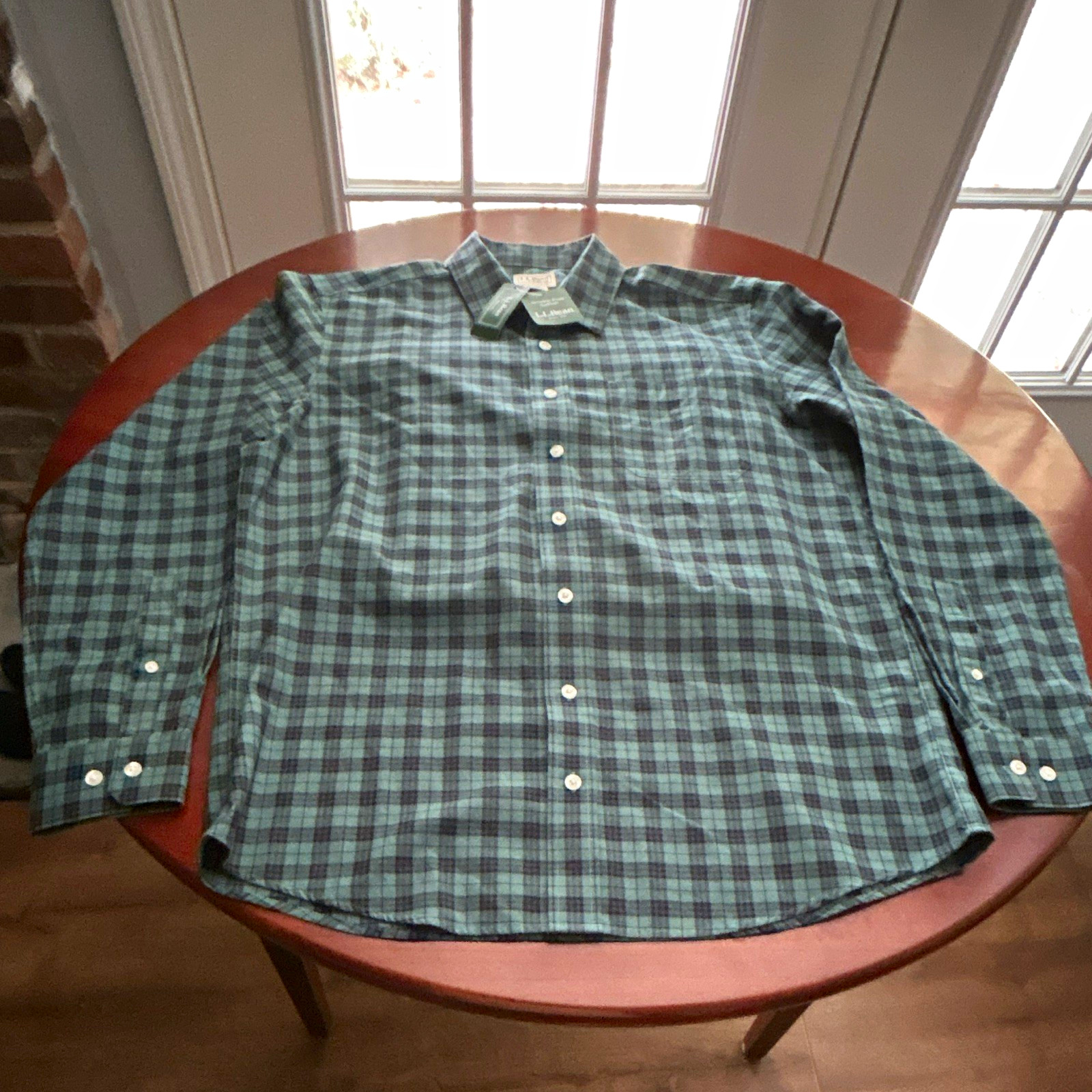 L.L.Bean Men\'s Wrinkle Resistant Plaid Cotton Button-Up Shirt M Tall Green/Blue L.L.Bean Men\'s Wrinkle Resistant Plaid Cotton Button-Up Shirt M Tall Green/Blue