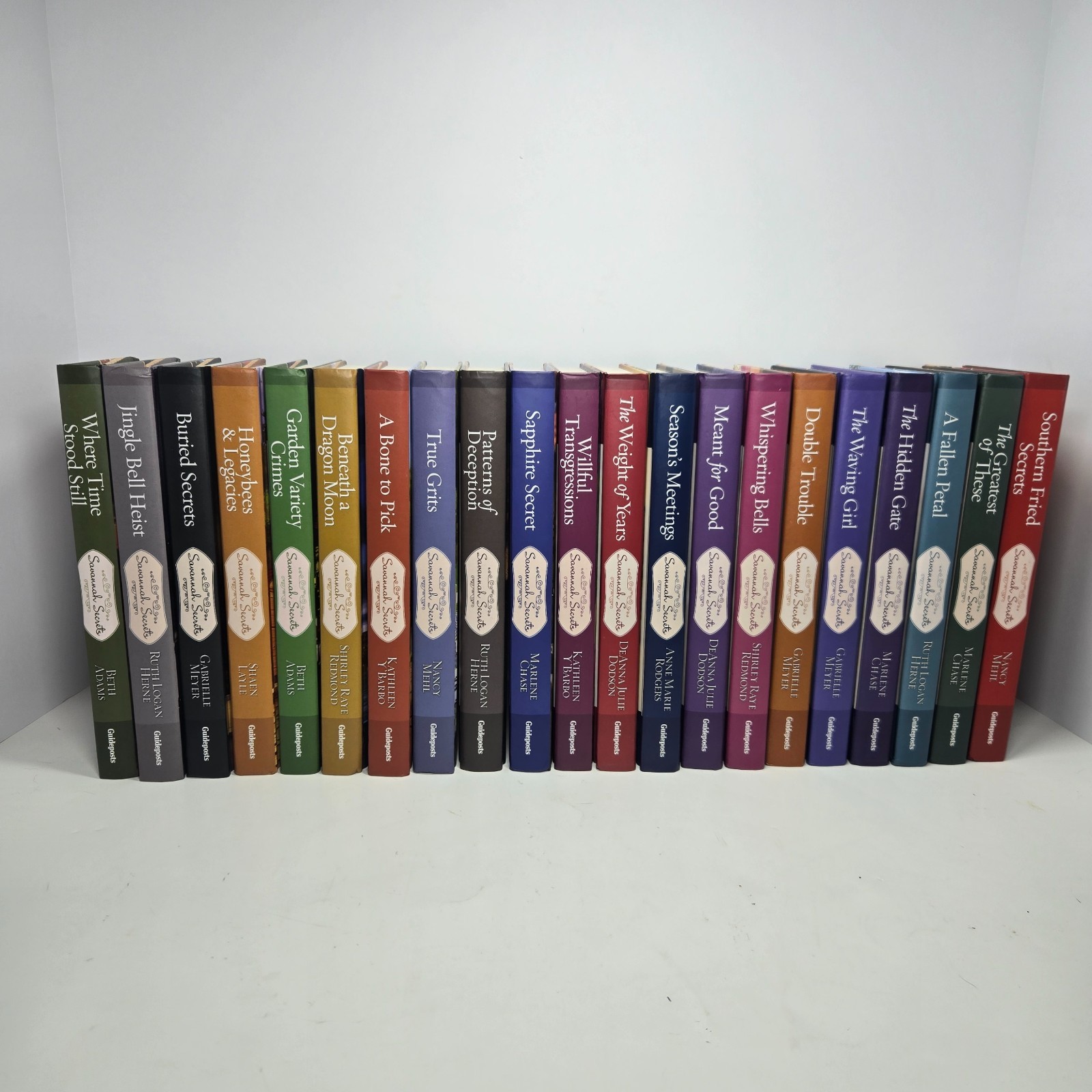 Savannah Secrets Book Lot of 21, Guideposts (LIKE NEW)