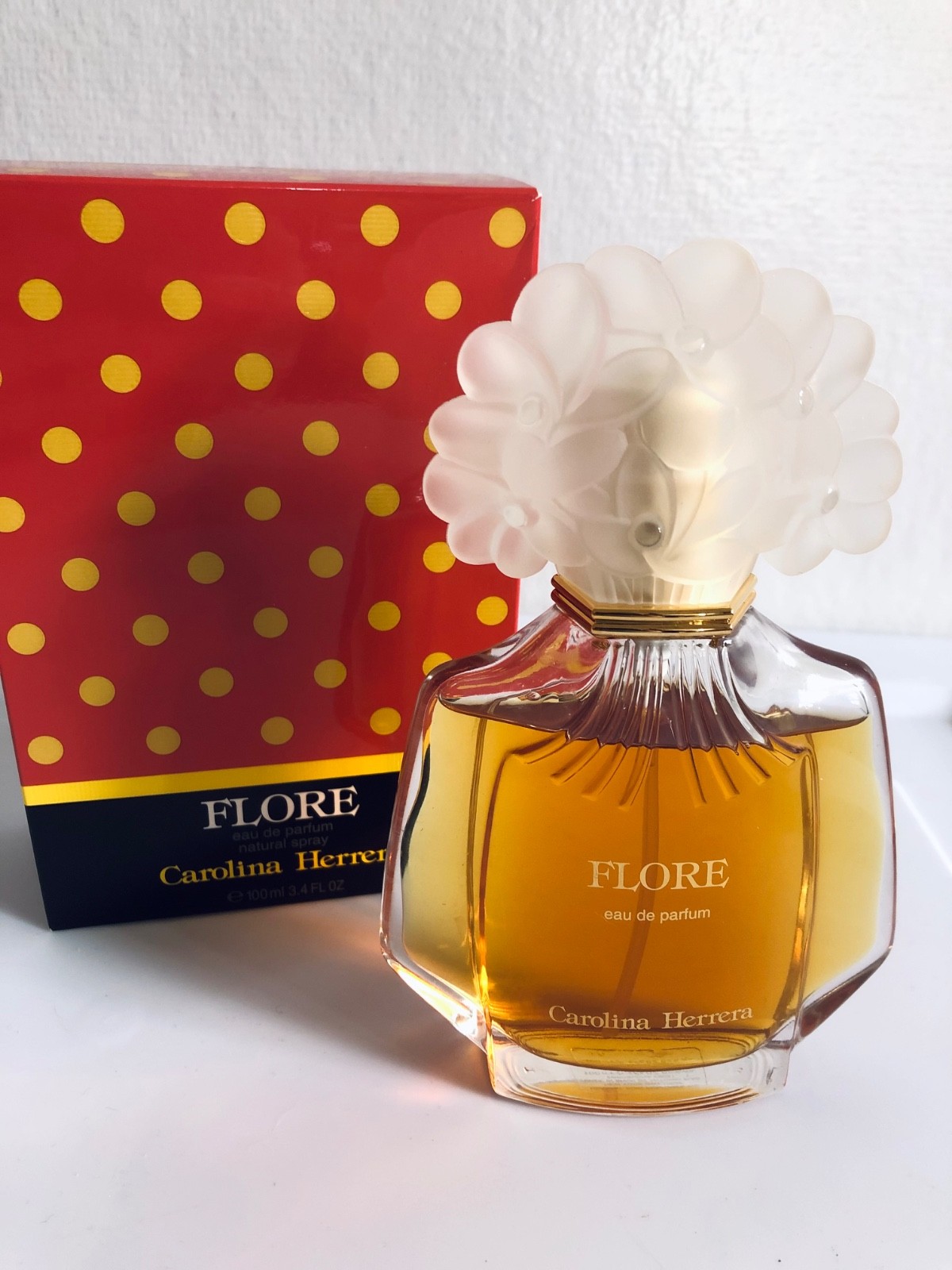 FLORE, Vintage Caroline Herrera, Eau De Parfum. 3.4oz / 100ml. In Box Rare READ