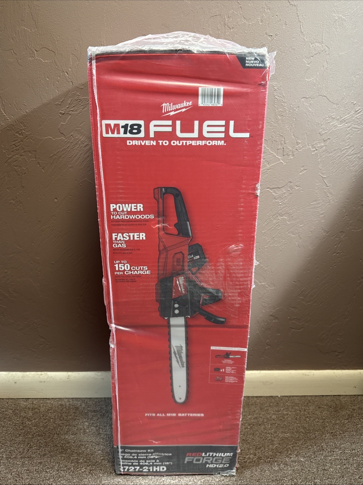 Milwaukee 2727-21HD M18 Fuel 16 in. Chainsaw Kit Milwaukee 2727-21HD M18 Fuel 16 in. Chainsaw Kit