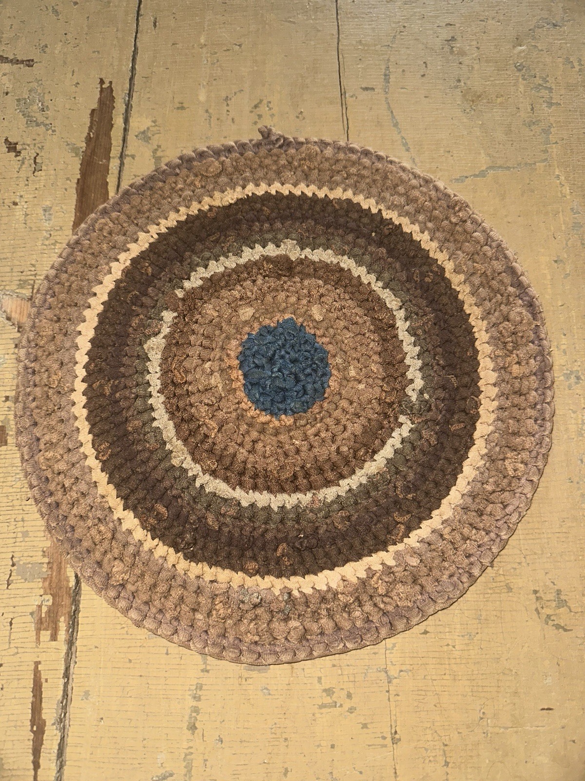 Antique Braided Early Neutral Tones Mat