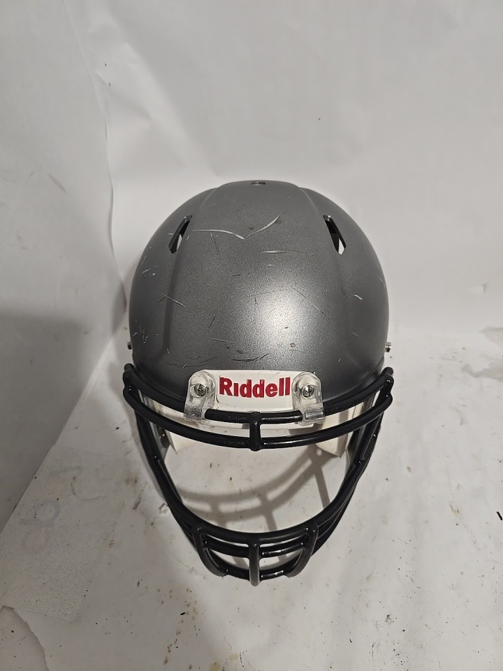 Riddell Youth Victor Helmet M-Medium Riddell Youth Victor Helmet M-Medium