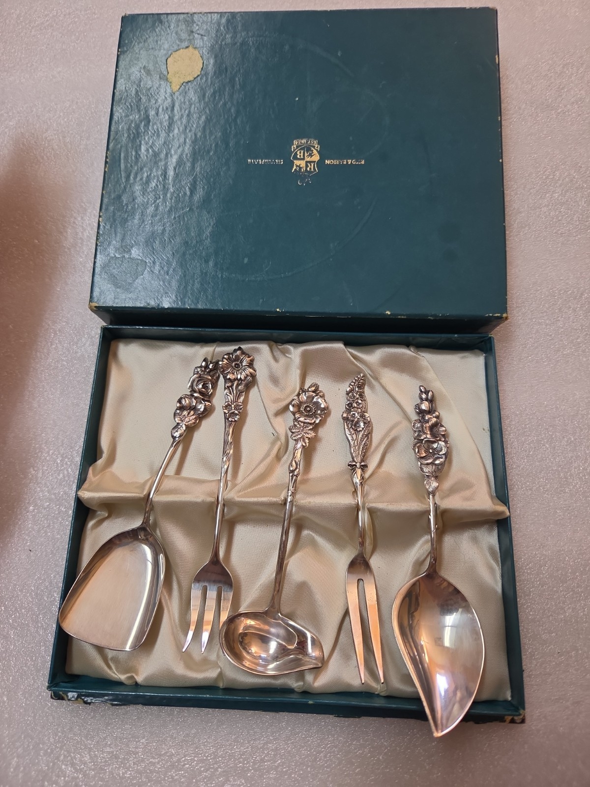 VTG Reed & Barton Harlequin Pattern Silverplate Serveware Set of 5 w/ Box Japan VTG Reed & Barton Harlequin Pattern Silverplate Serveware Set of 5 w/ Box Japan