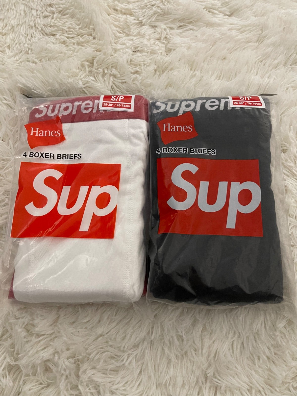 Supreme Hanes Men’s Boxer Briefs 4 pack | White & Black | S-XL | Fast Shipping