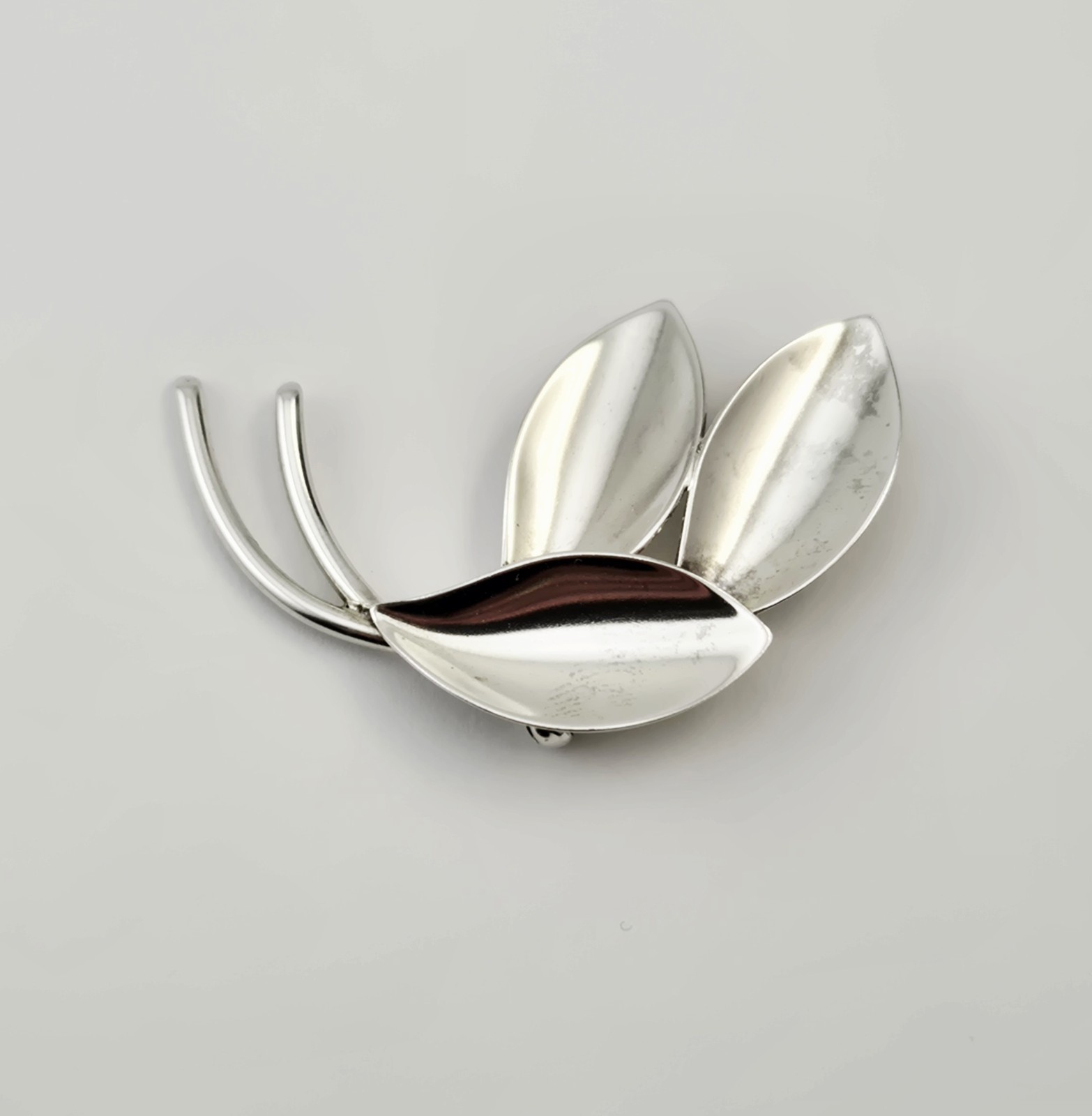 Vintage Aarre Krogh A&K Denmark Sterling Silver Leaf Pin Nature Brooch - 6.8g