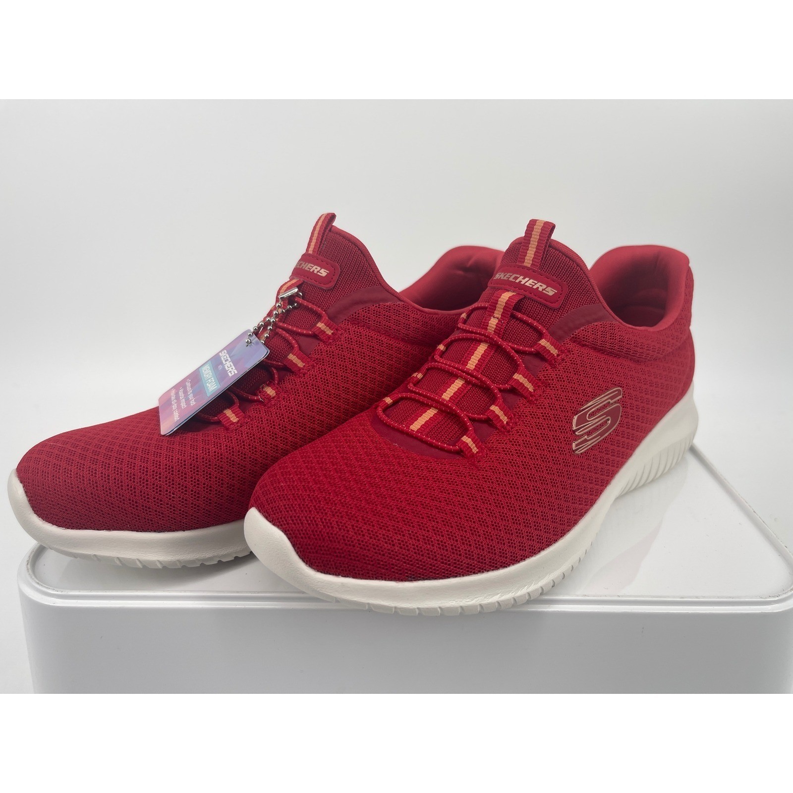 Skechers Ultra Flex Red Mesh Walking Shoes Womens 7 Memory Foam Bungee Slip On