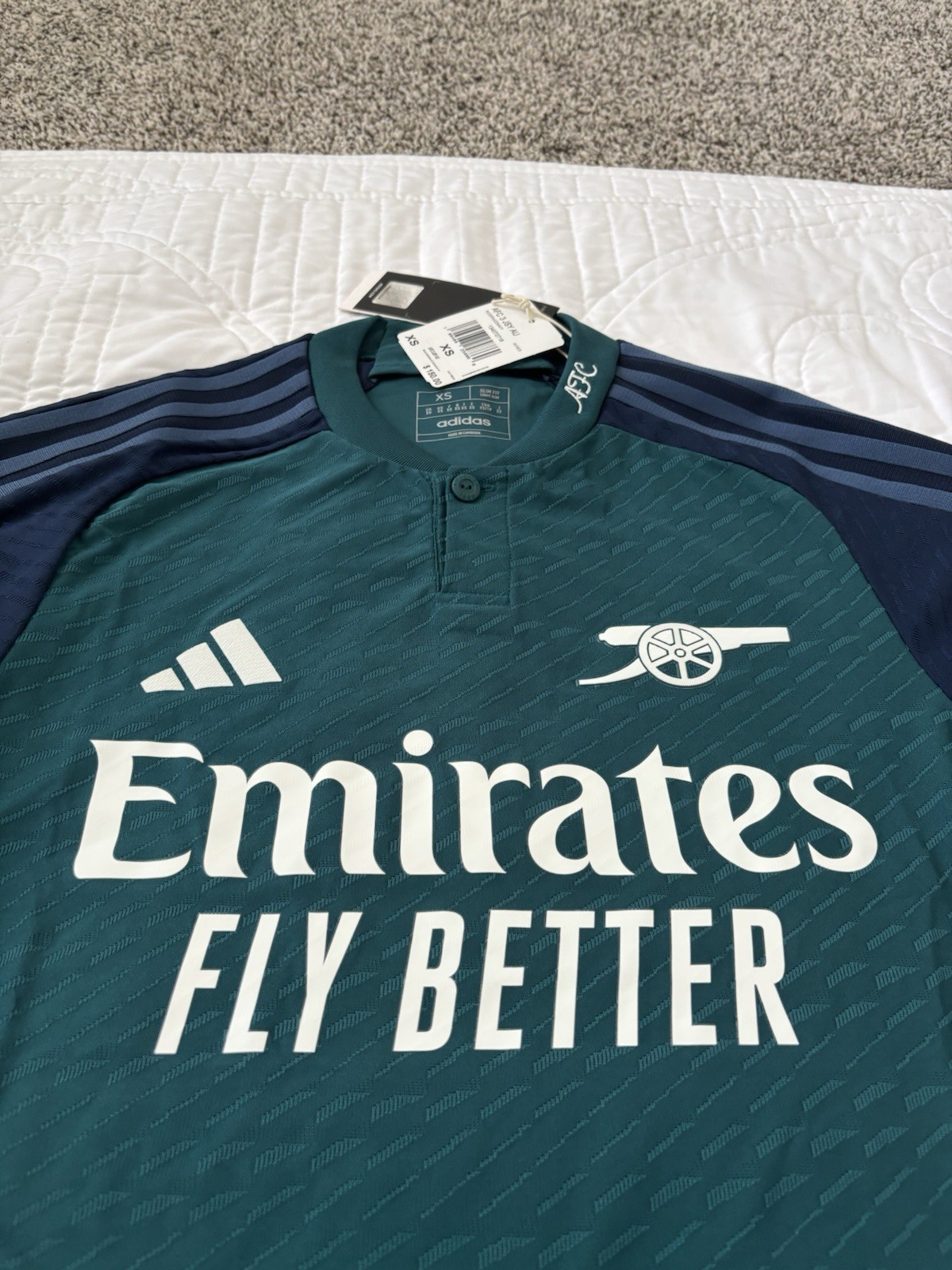 Adidas X-Small Authentic Arsenal Third Jersey 2023/2024 Green IN1603 NWT $100 Adidas X-Small Authentic Arsenal Third Jersey 2023/2024 Green IN1603 NWT $100