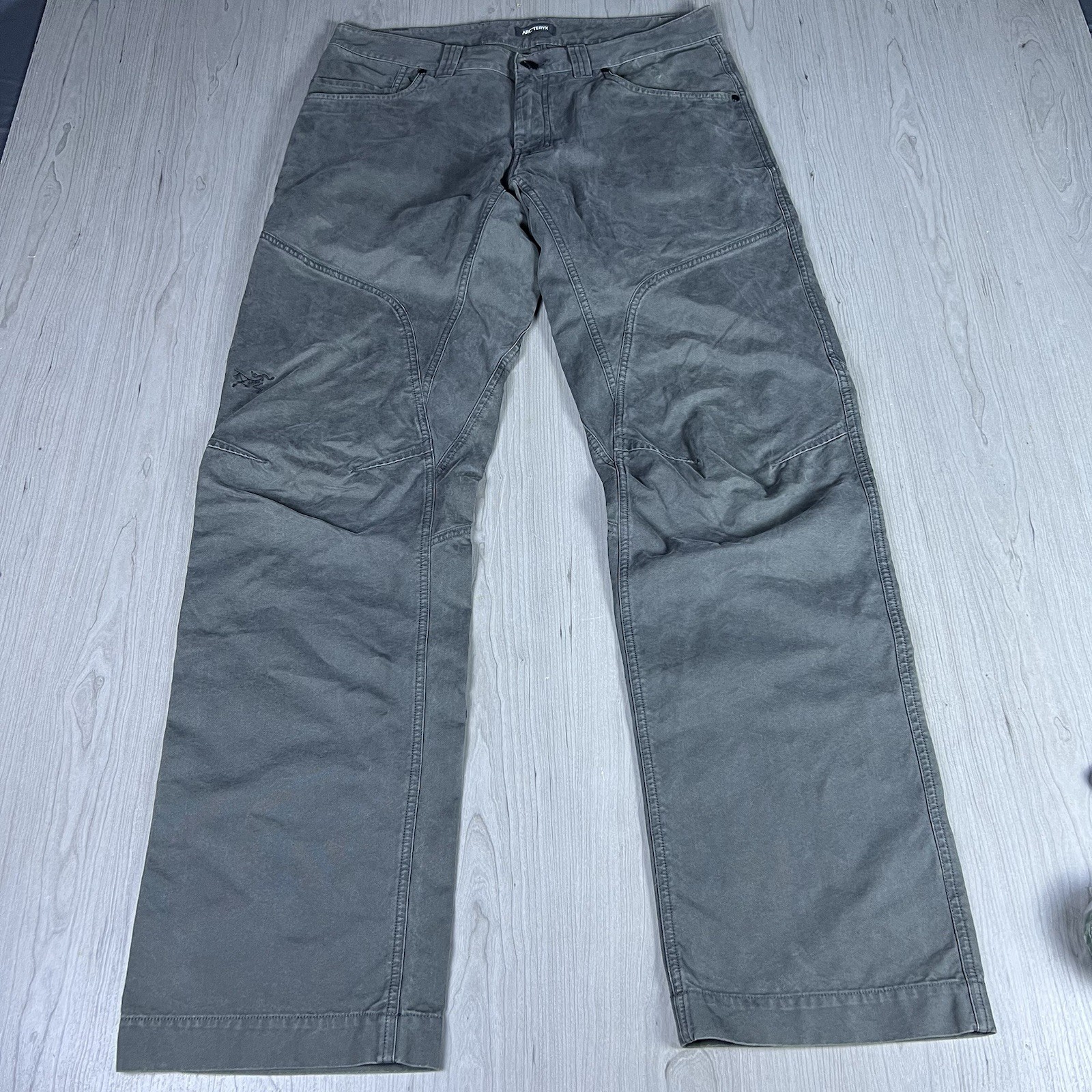 Arc\'teryx Cronin Articulated Pants Grey Canvas Double Knee Men\'s 34x35 Arc\'teryx Cronin Articulated Pants Grey Canvas Double Knee Men\'s 34x35