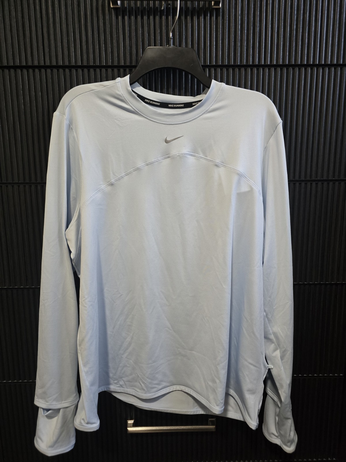 Nike Dri-FIT Women\'s Running Long Sleeve pull over Size XL Nike Dri-FIT Women\'s Running Long Sleeve pull over Size XL