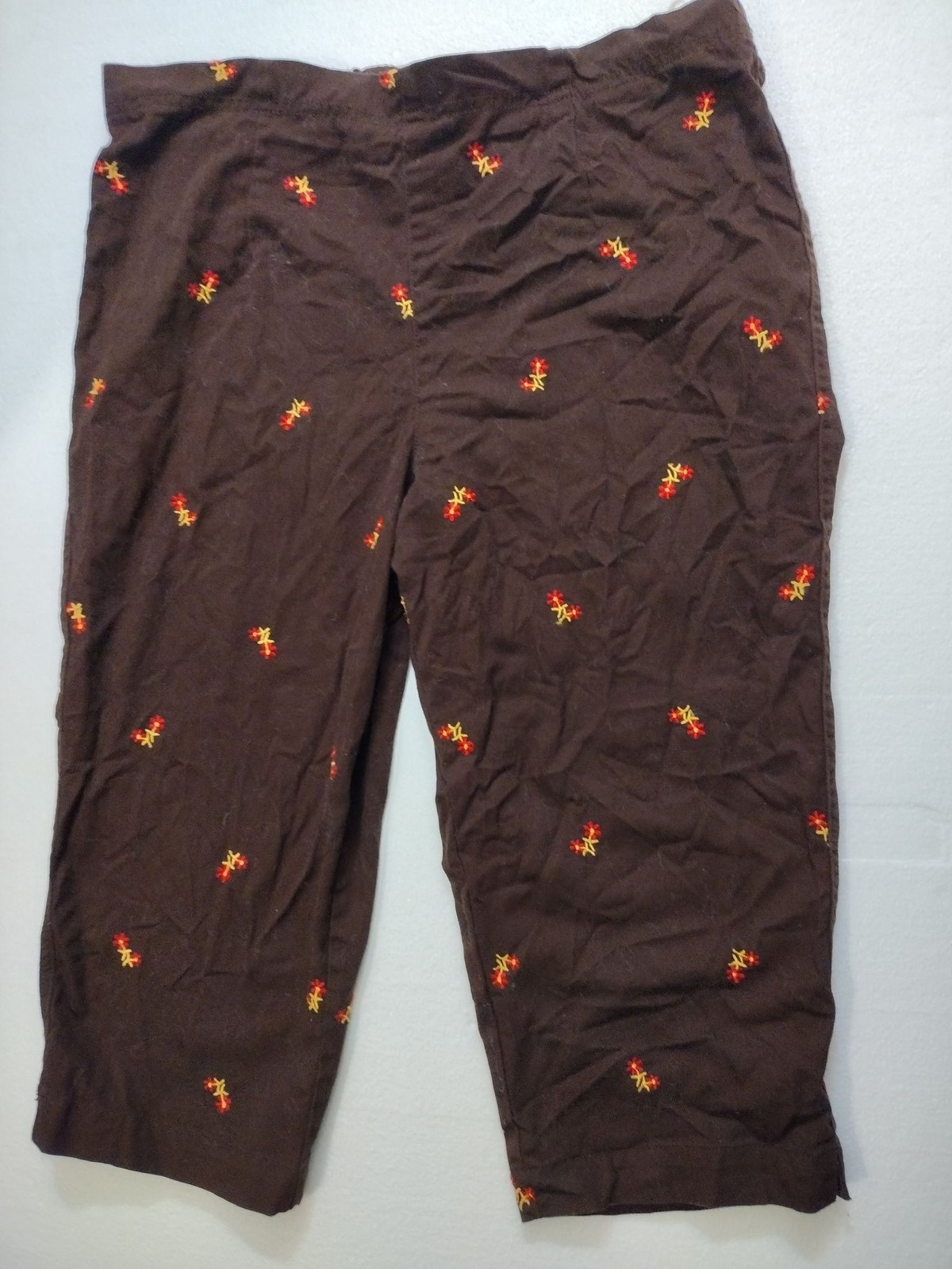 White Stag Pants Womens 12 Brown Embroidered Floral Cotton Stretch Cropped White Stag Pants Womens 12 Brown Embroidered Floral Cotton Stretch Cropped