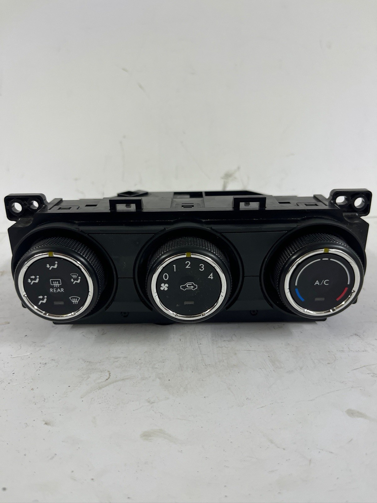 2014-2015 SUBARU FORESTER Temperature Climate Heater Control 72311-SG010