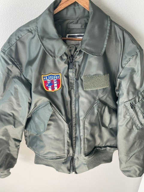 Military Flyer\'s Jacket Cold Weather CWU 45/P Size Large 42-44 Military Flyer\'s Jacket Cold Weather CWU 45/P Size Large 42-44