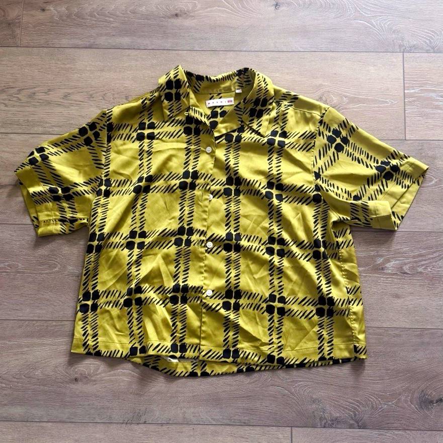 Marni x Uniqlo Men\'s XL Yellow/Black Plaid Twill Short Sleeve Button-Up Marni x Uniqlo Men\'s XL Yellow/Black Plaid Twill Short Sleeve Button-Up